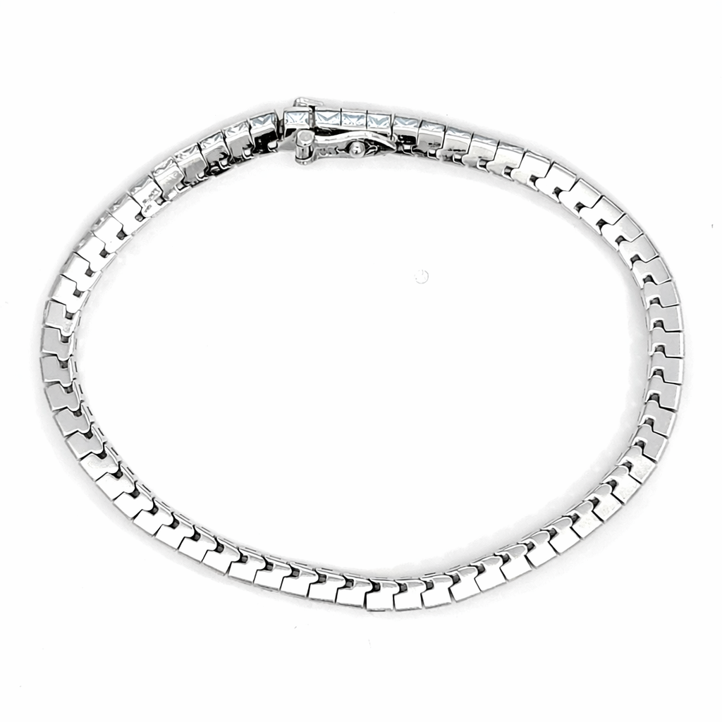 Classic 14K White Gold Tennis Bracelet with Princess-Cut Diamonds
