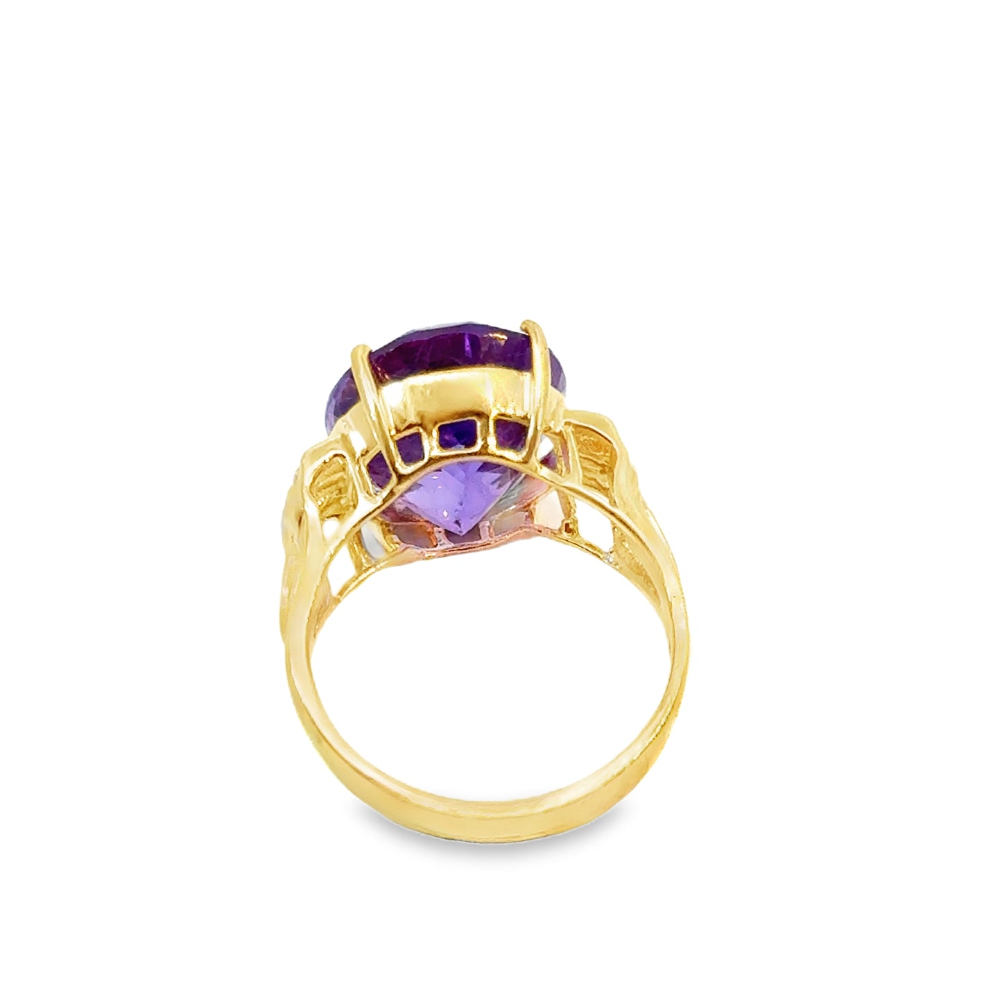 14K Yellow Gold Oval Amethyst Ring – Classic Elegance
