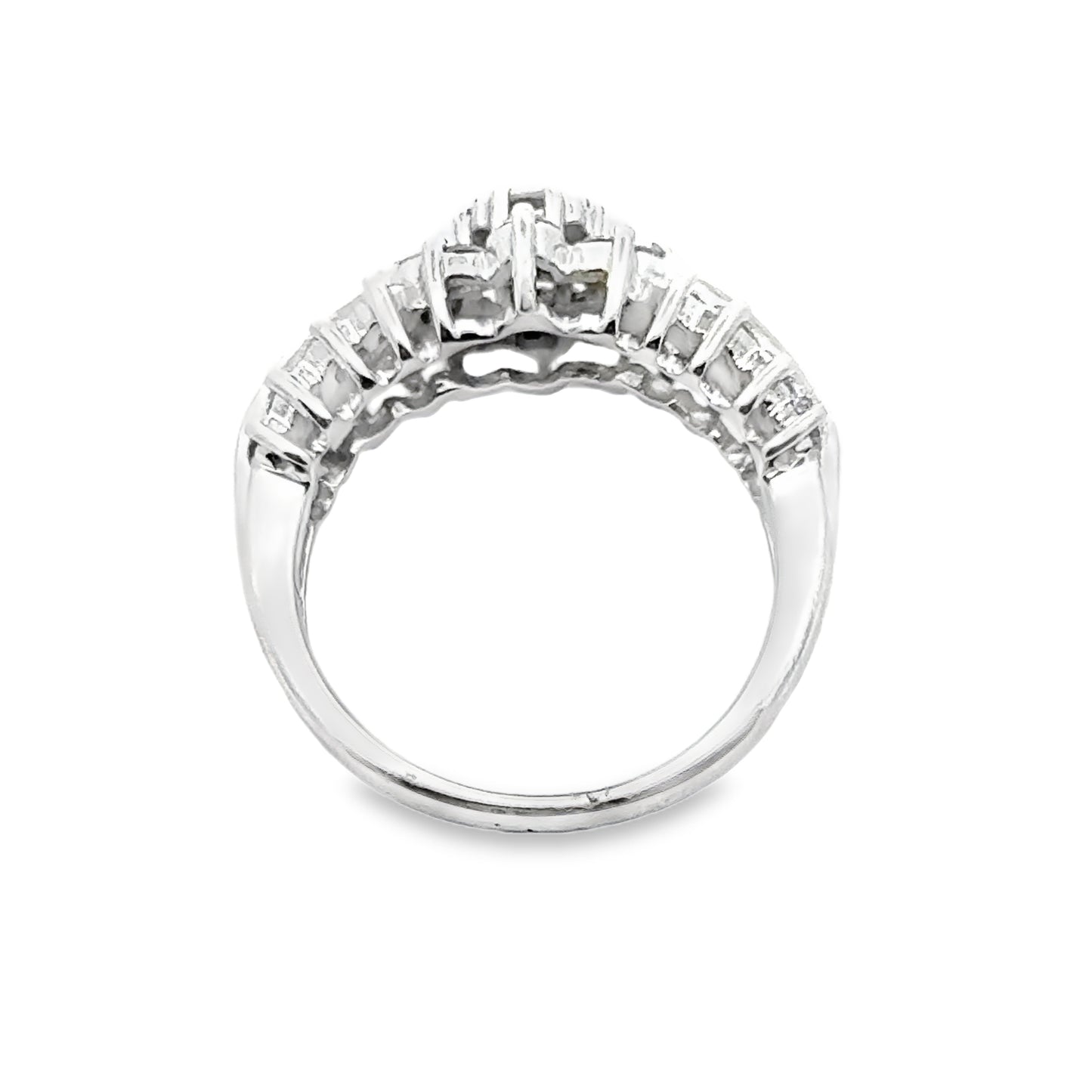 Beautiful 14K White Gold Diamond Ring