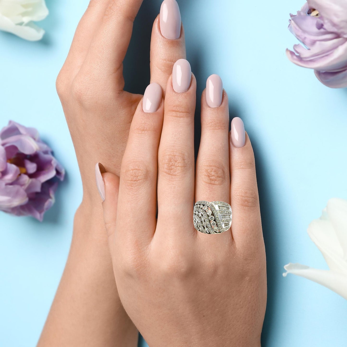 Decadent Wide Diamond Wave Ring – Couture Vintage 1990s