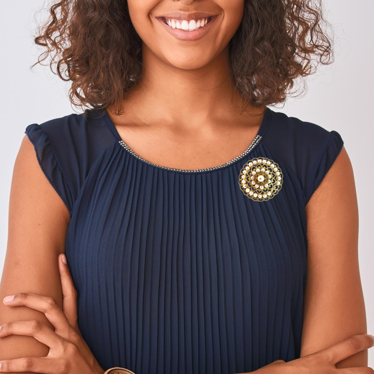 Antique 18K Yellow Gold Delicate Filigree & Pearl Brooch/Pendant