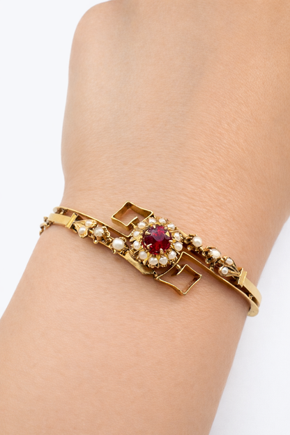 Antique 18K Gold Ruby & Seed Pearl Bangle Bracelet – 1940s
