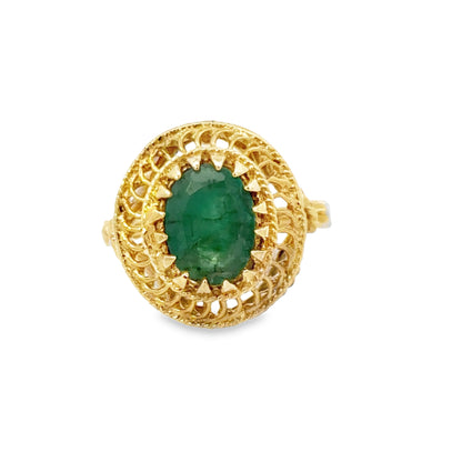 Striking 14K Yellow Gold Emerald Rinf