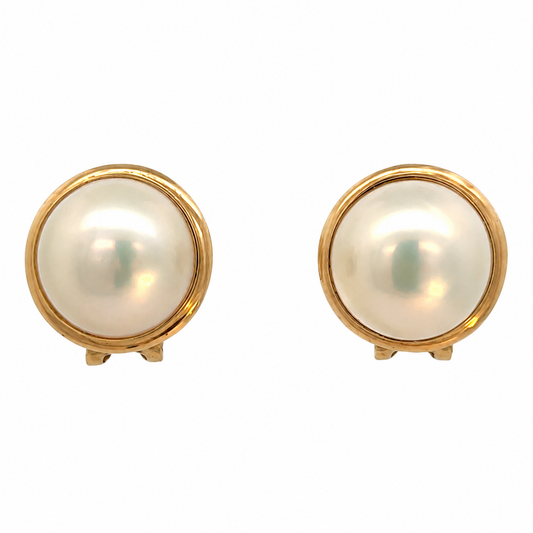 Classic 14K Yellow Gold Mother of Pearl Button Earrings