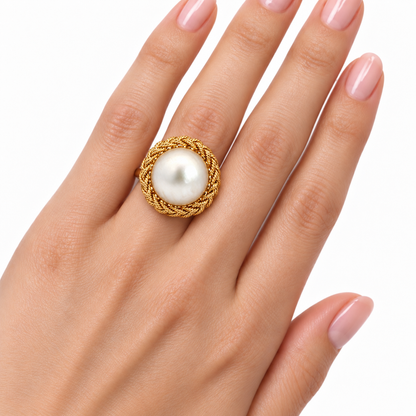 Vintage 14K Yellow Gold Domed Mabe Pearl Statement Ring
