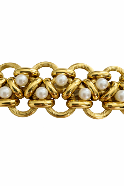 Sculptural 18K Gold & Pearl Bracelet – Mid-Century Design