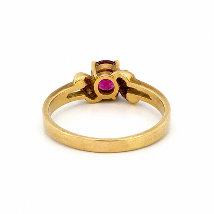 14K Gold Vintage Oval Ruby & Diamond Ring