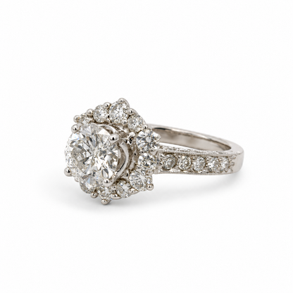18K White Gold Round Diamond Cluster Ring with Diamond Shoulders