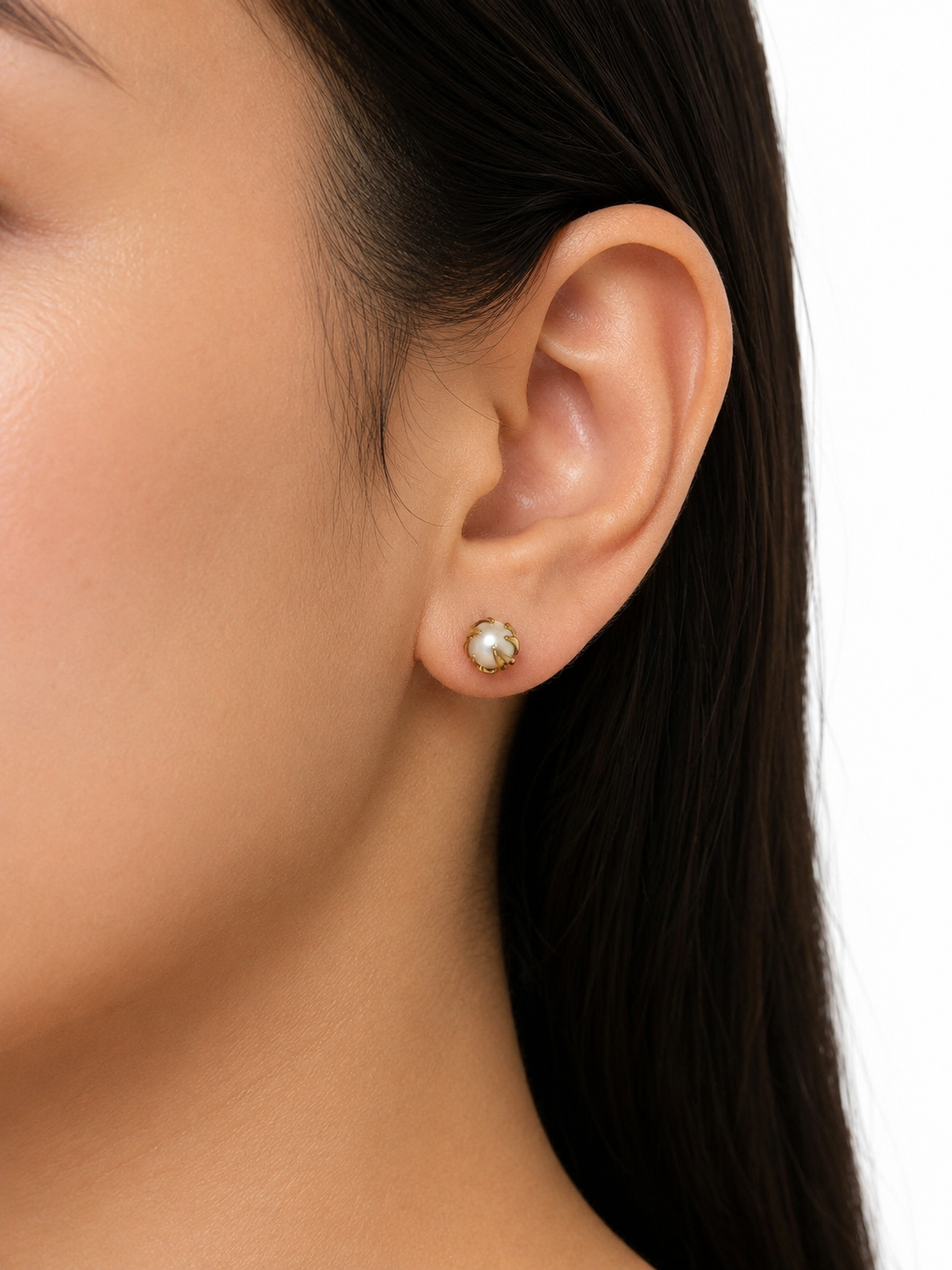 Vintage Yellow Gold Pearl Screw-Back Earrings