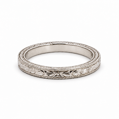 Platinum Engraved “Eres mi todo” Stacking Band