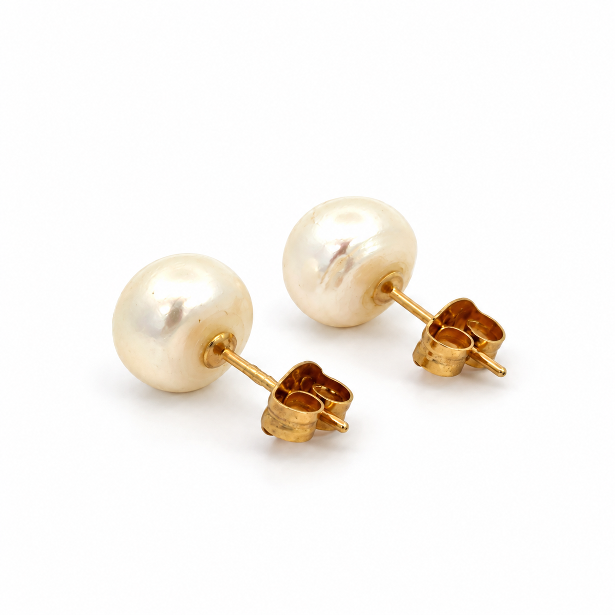 8mm Freshwater Button Pearl Stud Earrings in Yellow Gold