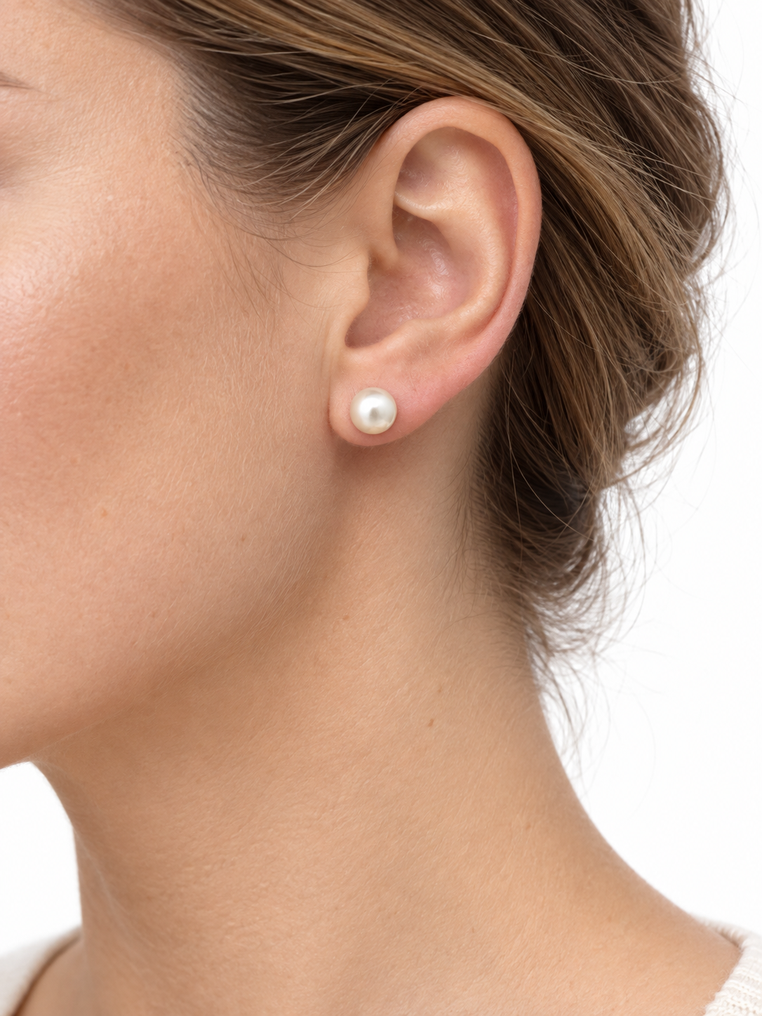 Estate Yellow Gold Cream Pearl Stud Earrings