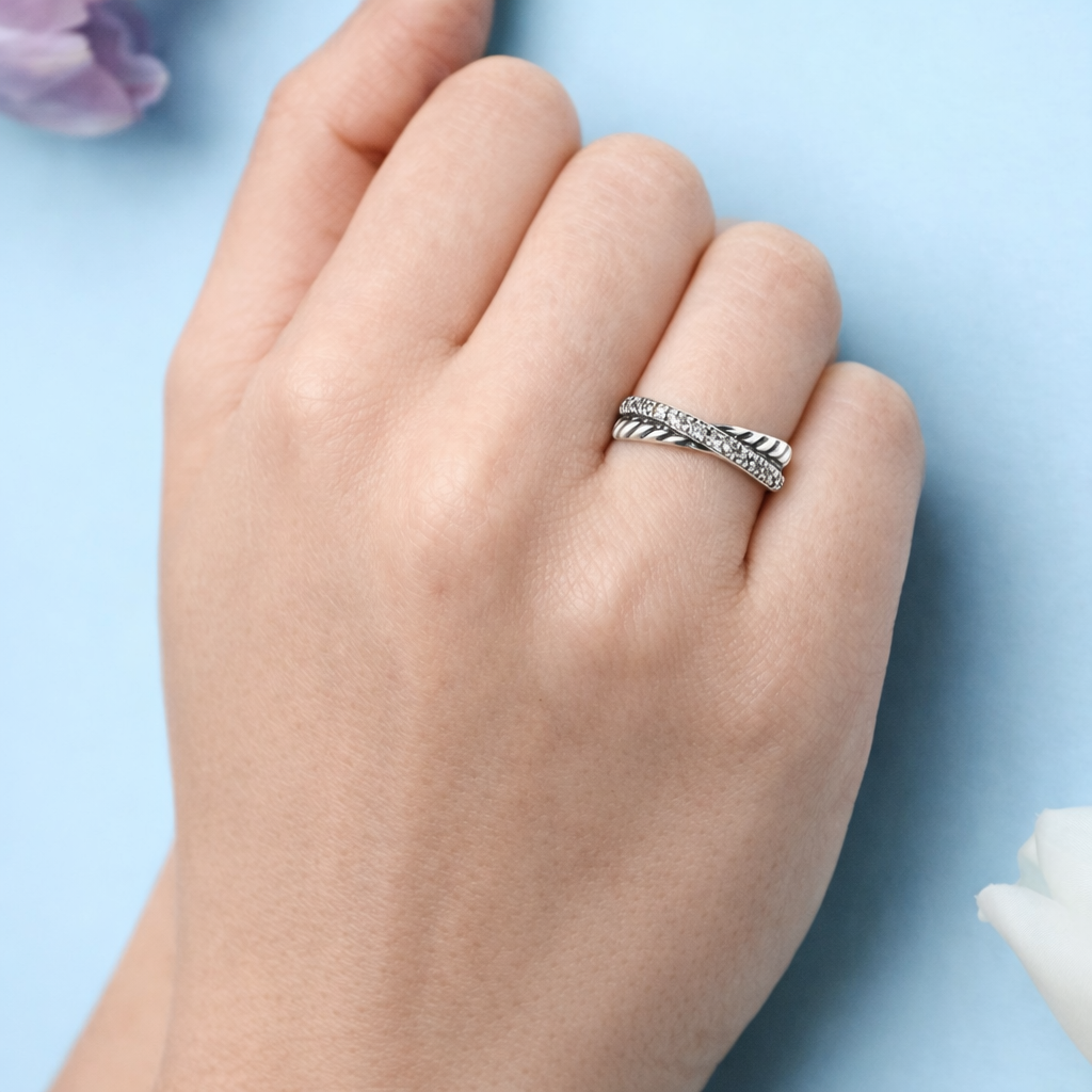 David Yurman Crossover Ring – Sterling Silver & Pavé Diamonds