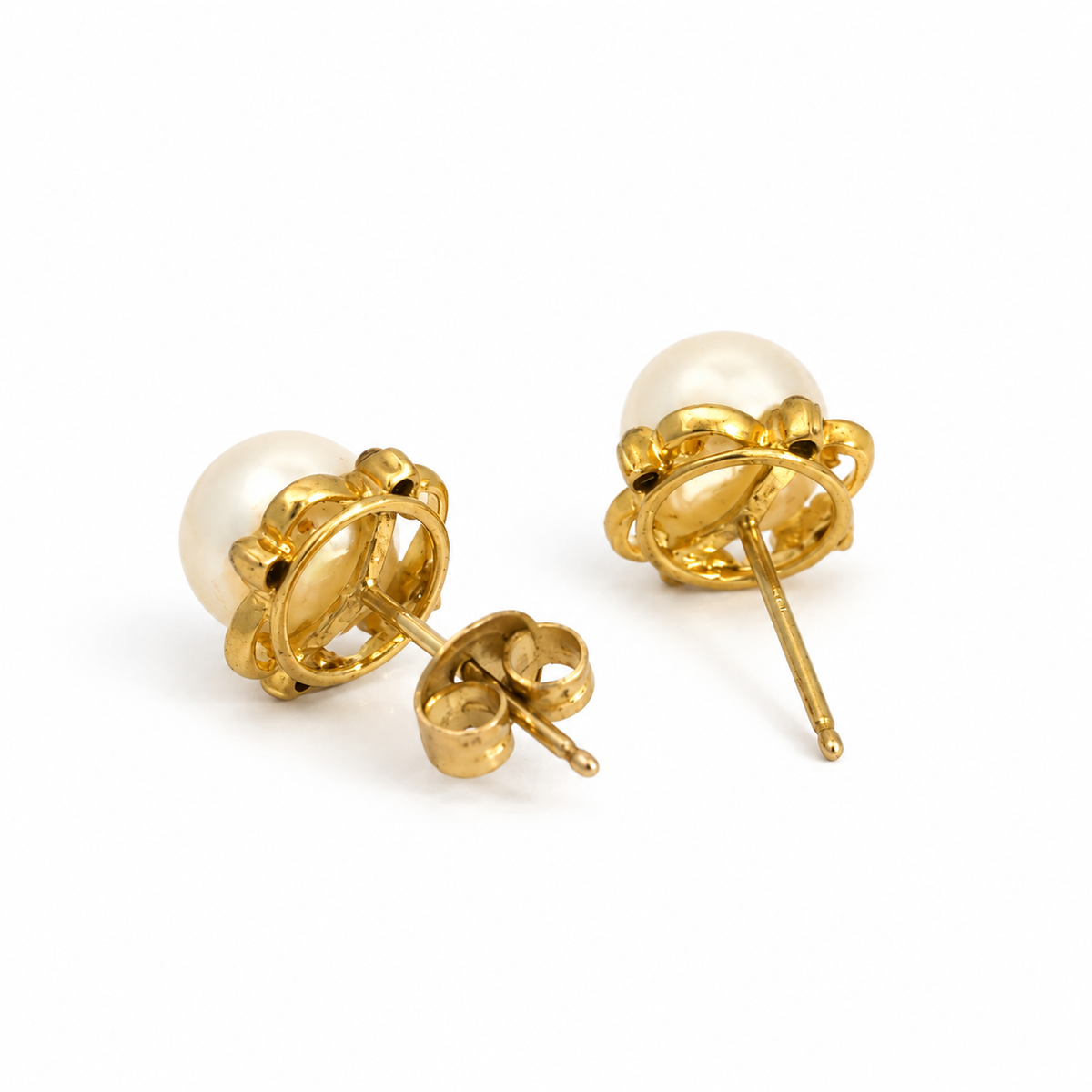 14K Yellow Gold Pearl Floral Stud Earrings