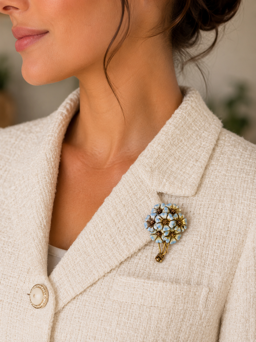 Vintage c. 1950 18K Yellow Gold White & Blue Enamel Floral Bouquet Brooch