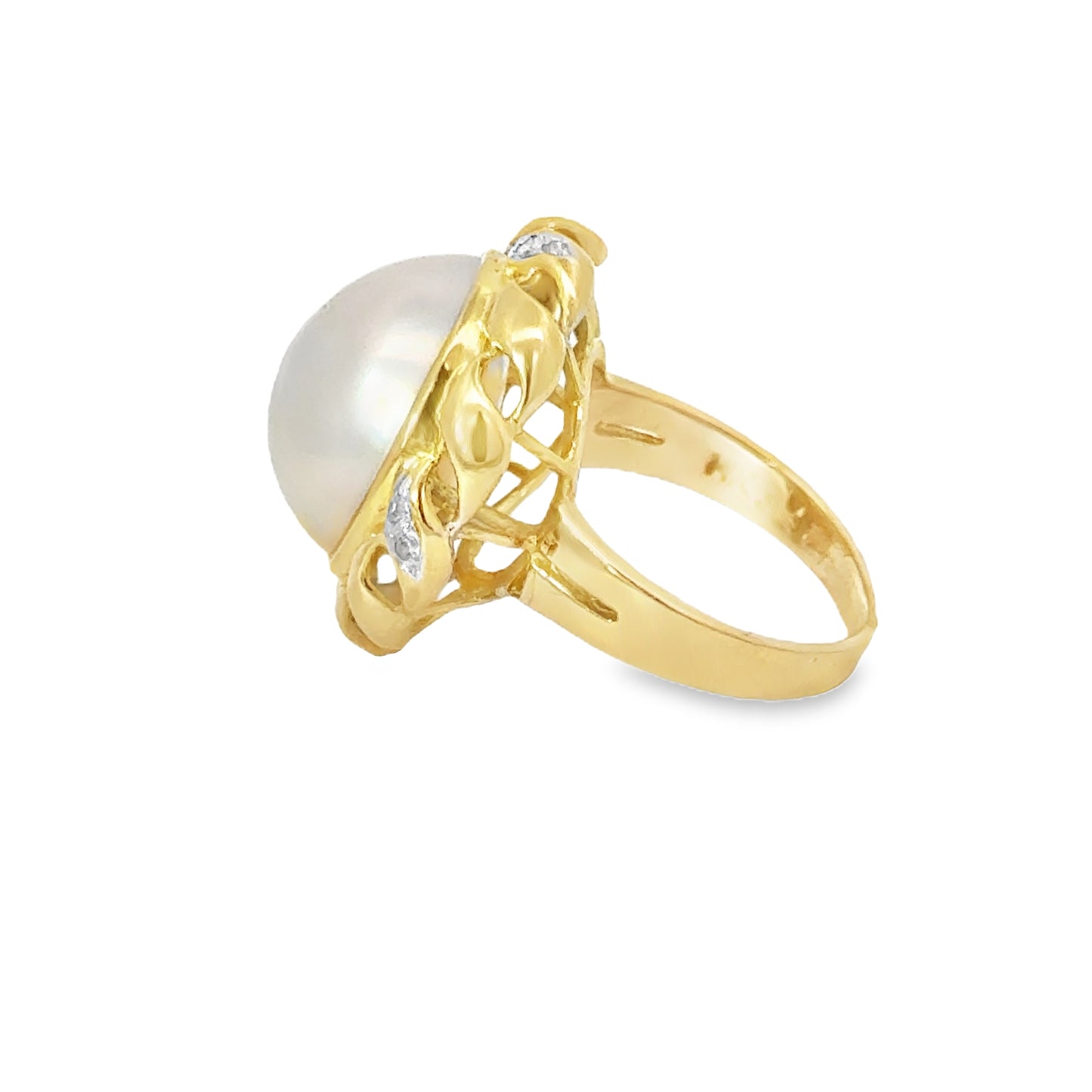 Lovely 14K Yellow Gold Pearl & Diamond Ring