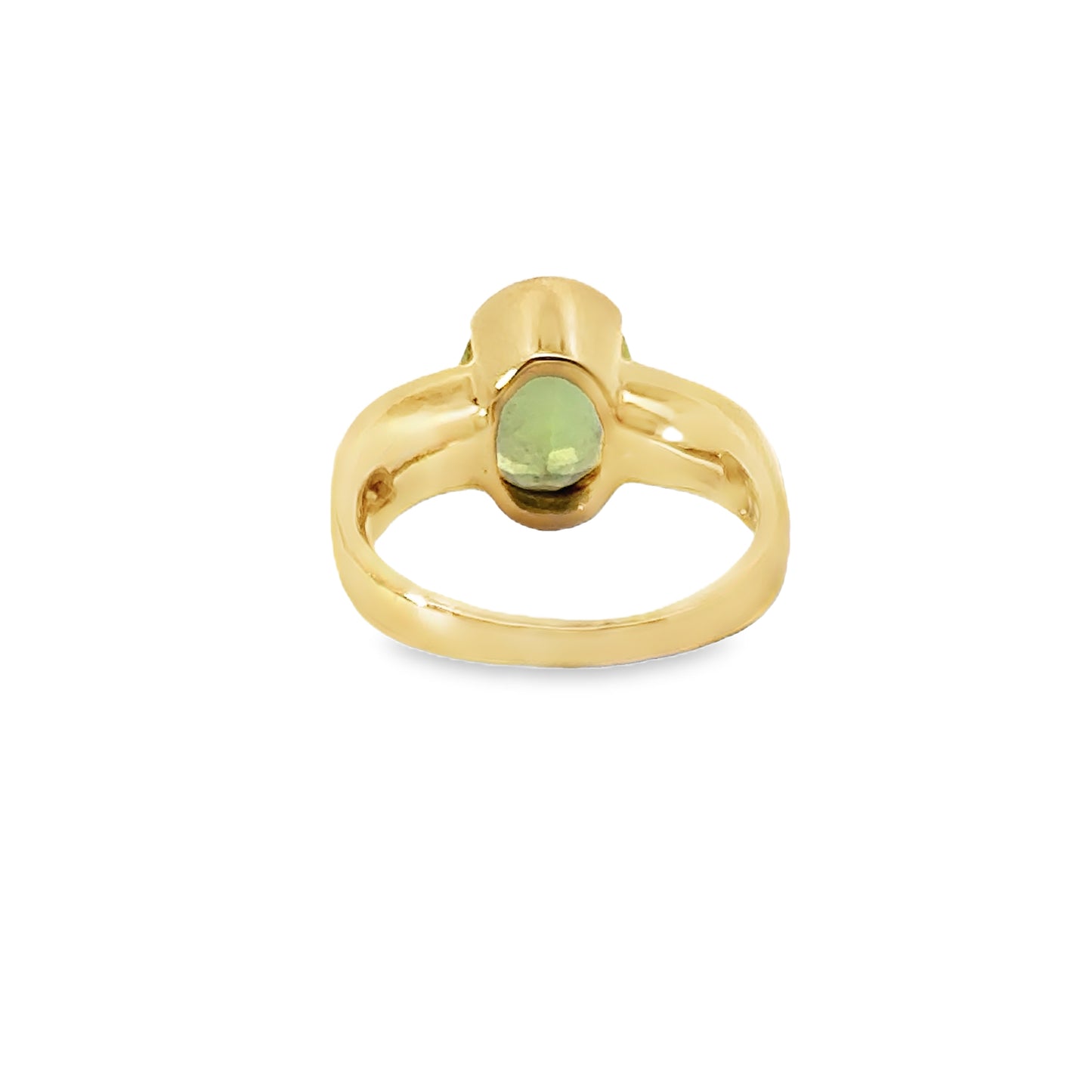 Captivating 18K Yellow Gold Peridot Diamond Ring