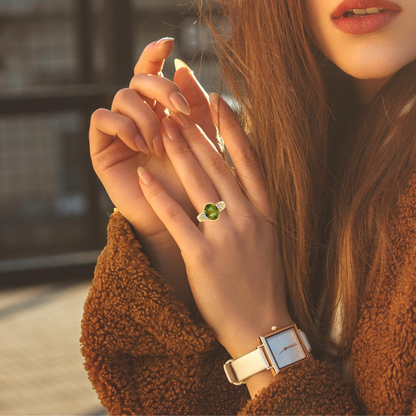 Captivating 18K Yellow Gold Peridot Diamond Ring