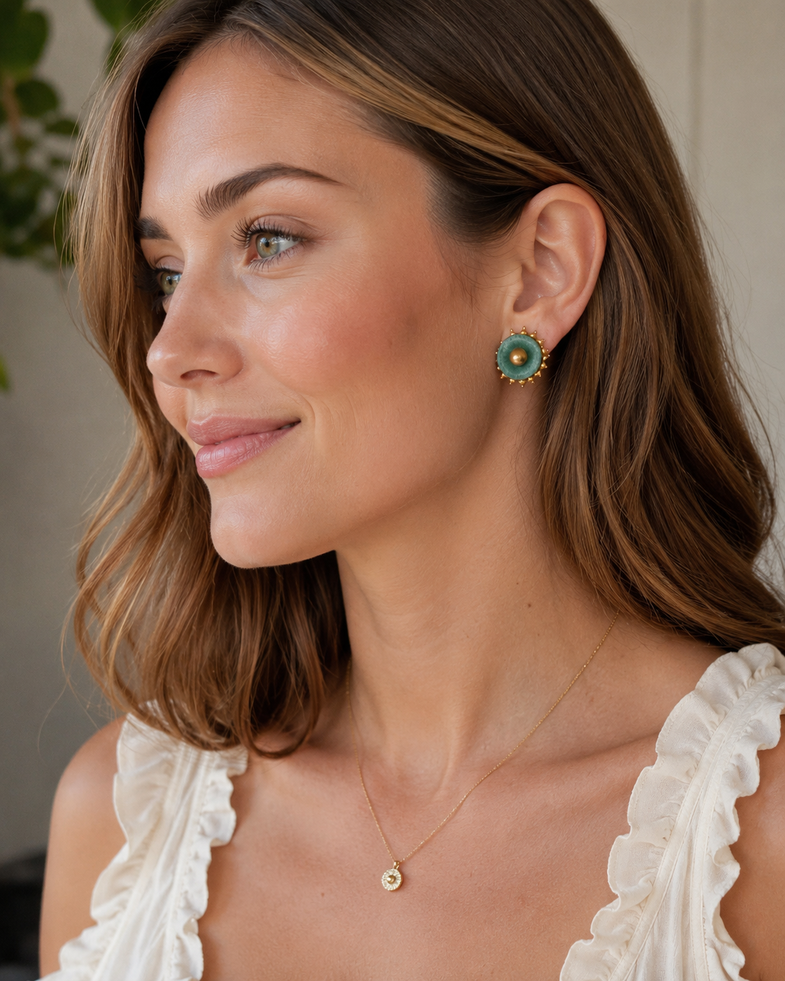 Vintage 14K Yellow Gold Jade Screw-Back Earrings | Unique Mid-Century Design