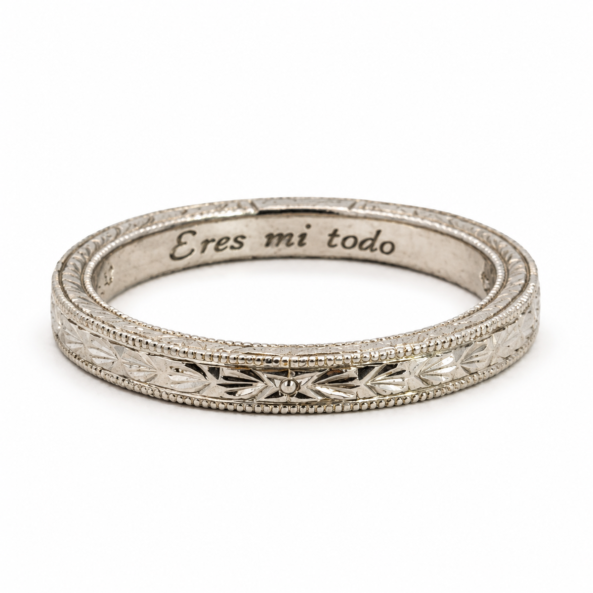 Platinum Engraved “Eres mi todo” Stacking Band