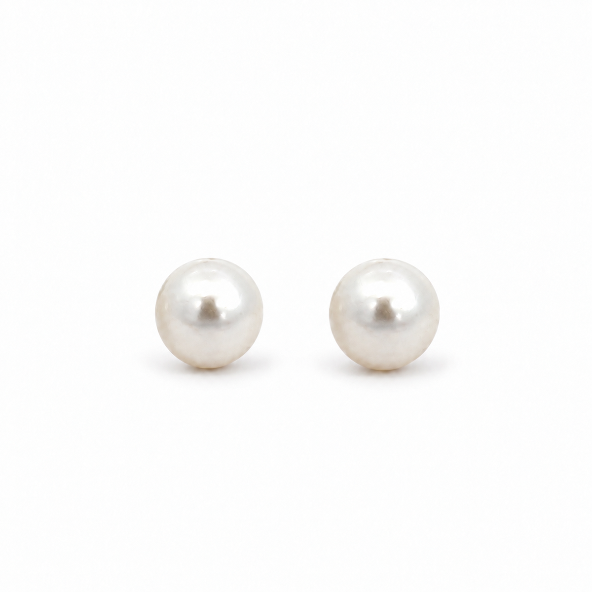 Classic 14K Yellow Gold 5mm Pearl Stud Earrings