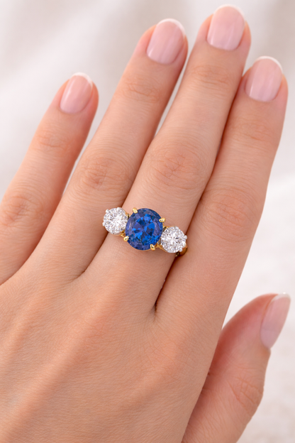 Three-Stone Sapphire and Diamond Ring – 14K Yellow Gold Beaded Edge Band