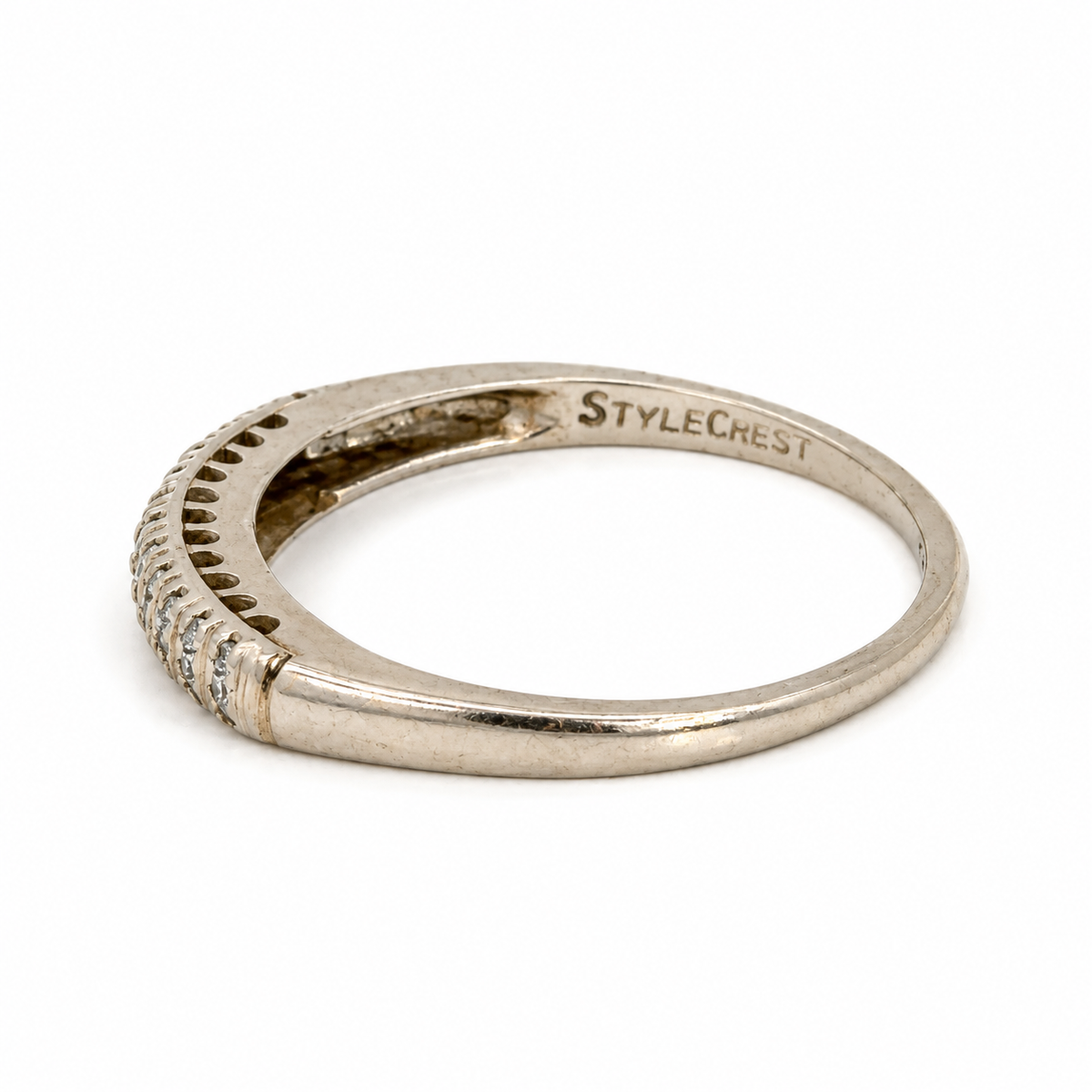 Vintage 14K White Gold Ribbed Diamond Band