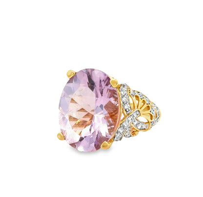 14K Yellow Gold Pastel Lavender Hue Amethyst & CZ Statement Ring