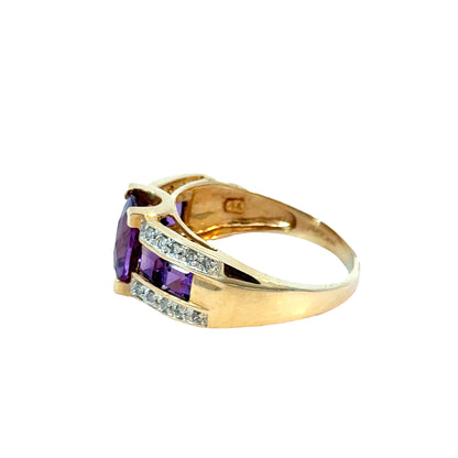 Striking 14K Yellow Gold Amethyst & Diamond Band Ring