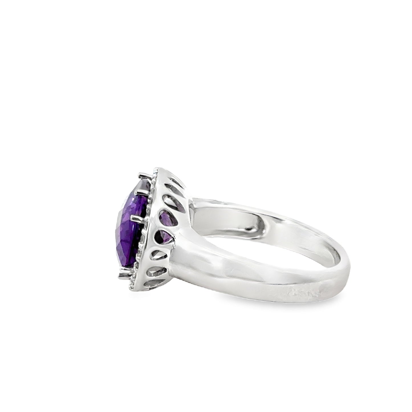14K White Gold Vibrant Purple Amethyst Halo Ring with Diamonds