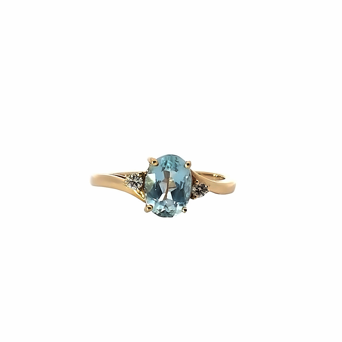 1980's Vintage 14K Yellow Gold Oval Cut Light Blue Aquamarine Ring