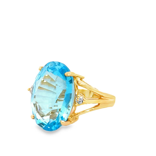 14K Yellow Gold Oval Aquamarine & Diamond Ring