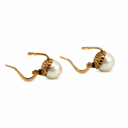 Charming Vintage 14K Yellow Gold Russian Pearl Leverback Earrings