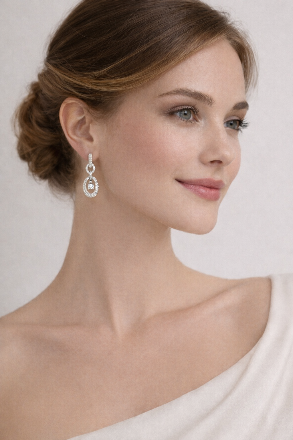 18K White Gold Diamond Oval Drop Earrings