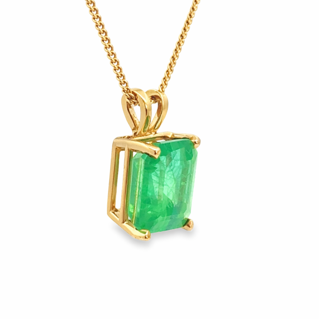 Elegant Emerald Pendant Necklace with Gold Chain