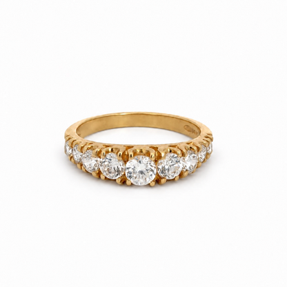 14K Yellow Gold Graduated Diamond Band