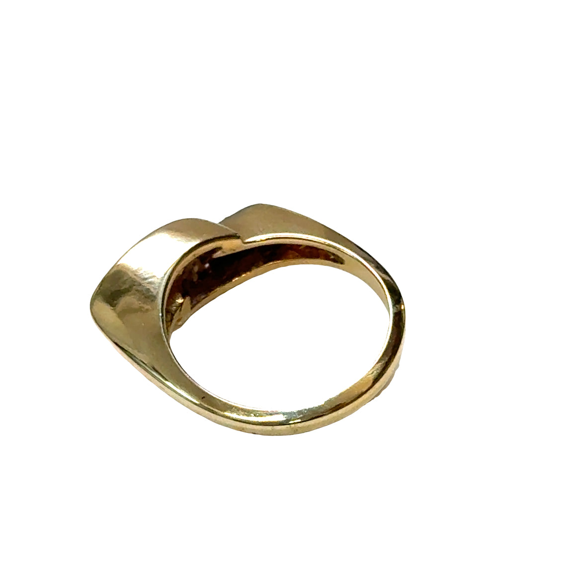 14K Yellow Gold Sleek Modern Diamond Ring