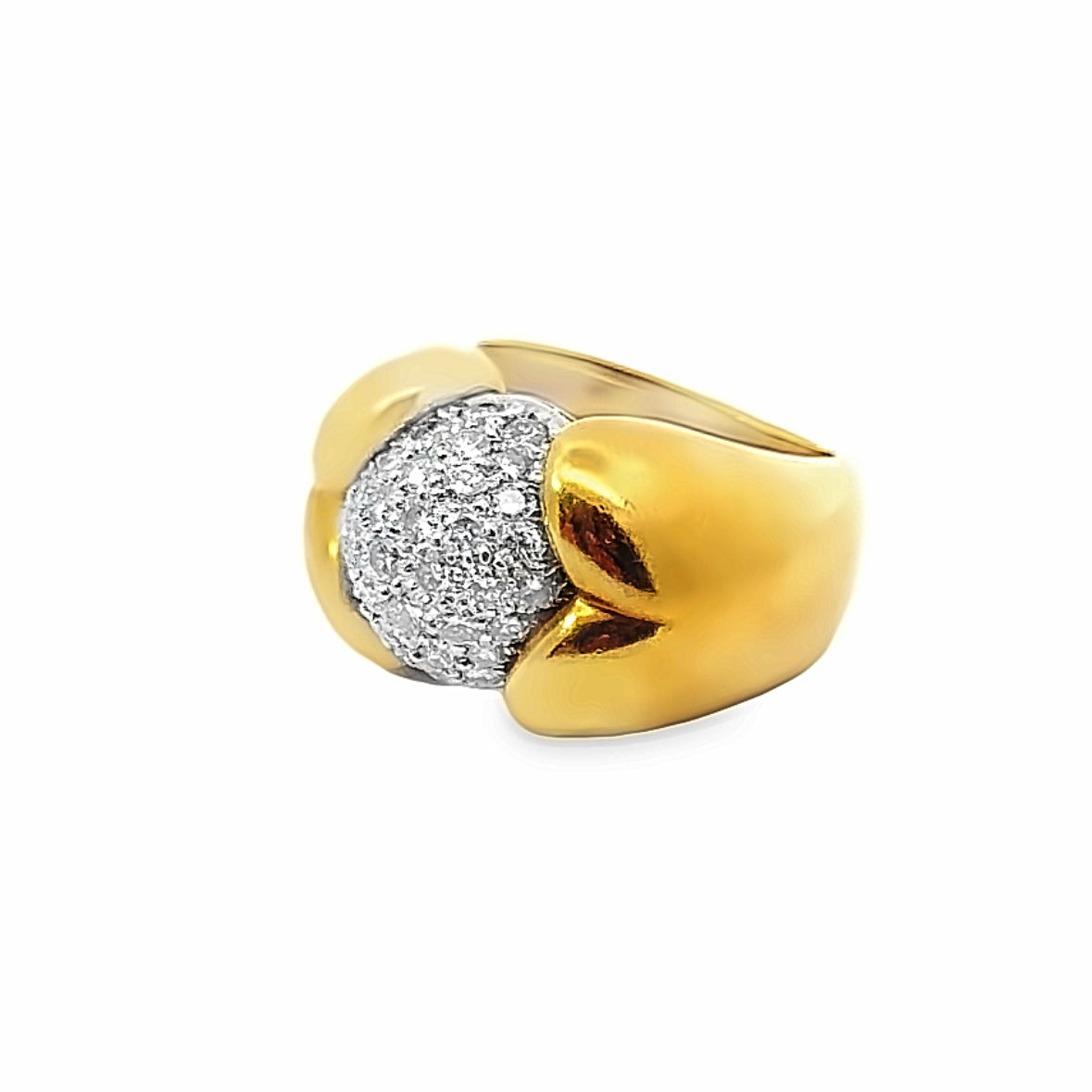 Vintage Charming 18K Yellow Gold Ring with Pave Set Diamonds in Platinum