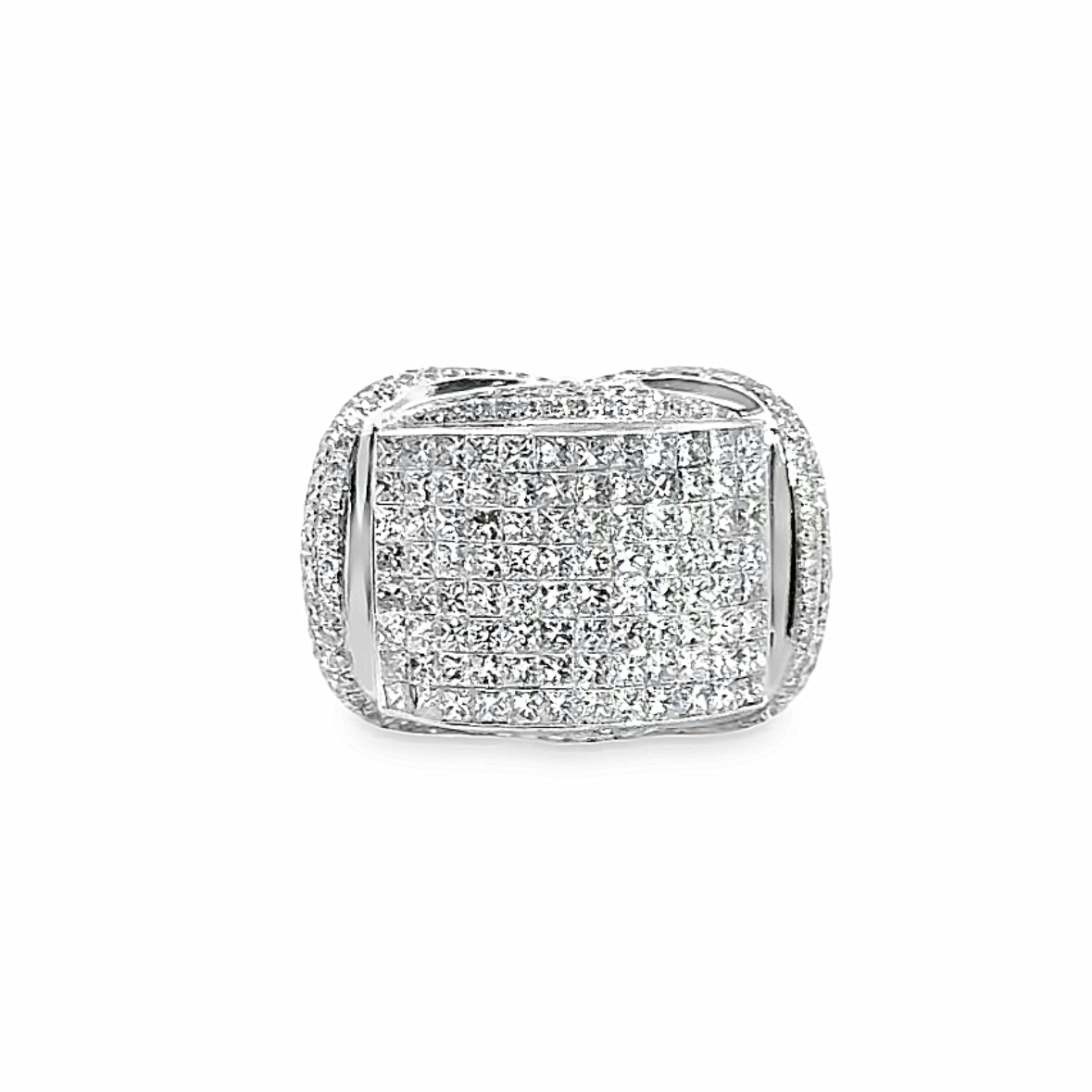 Stunning 14K White Gold 5.84 Carats Diamond ring