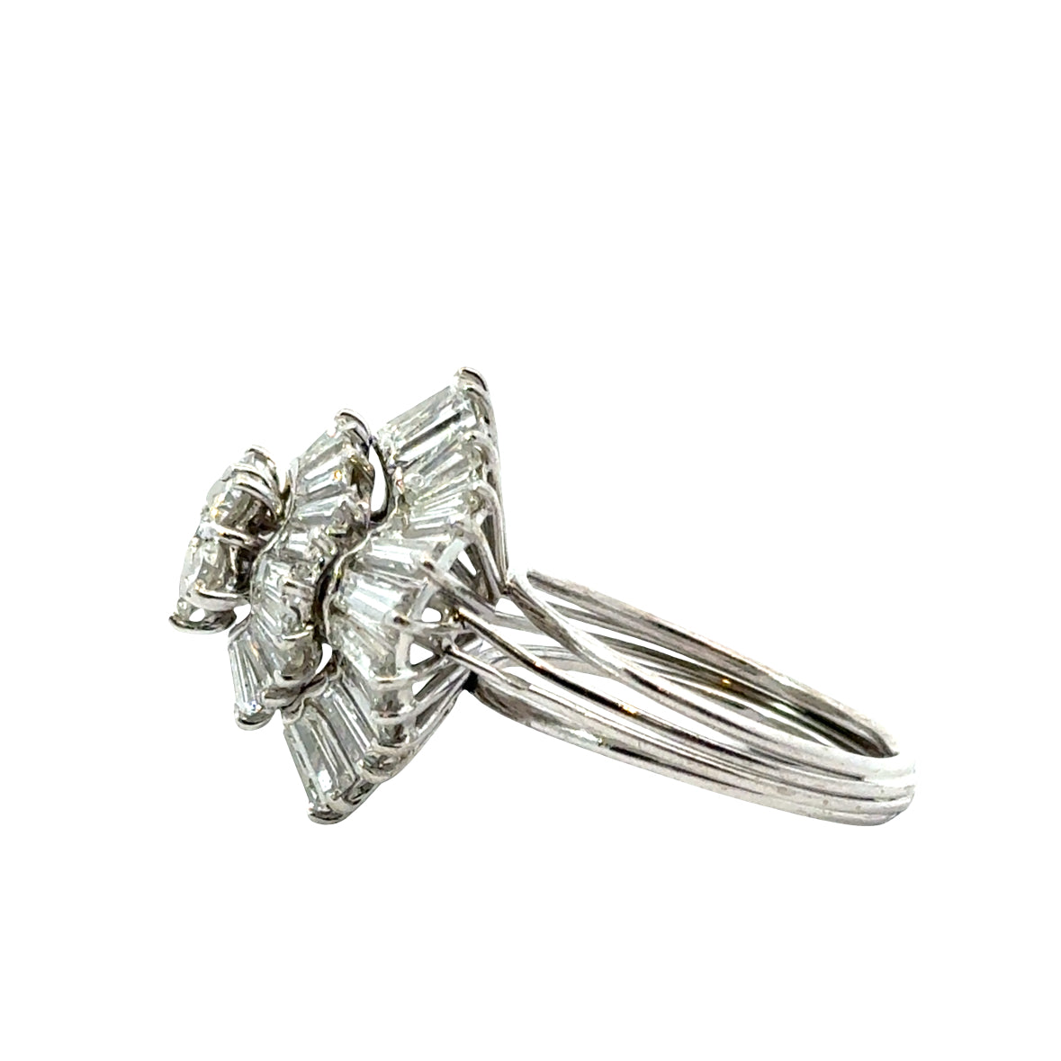 Luxury 18K White Gold Round and Baguette Diamond Ring