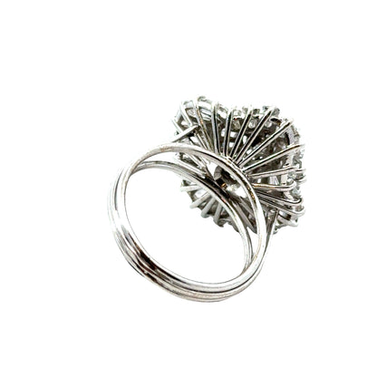 Luxury 18K White Gold Round and Baguette Diamond Ring