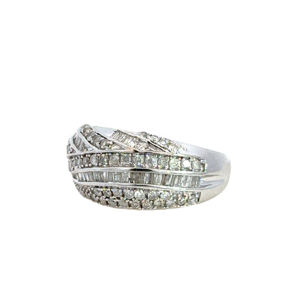 Glamorous Diamond Baguette & Round-Cut Band – 1990s White Gold