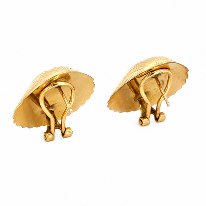 14K Yellow Gold Shell Earrings – Vintage Coastal Elegance