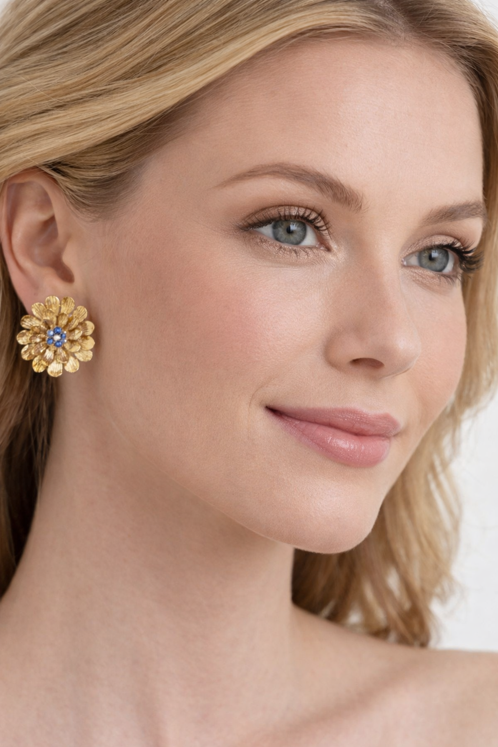 Vintage 18K Yellow Gold Zinnia Flower Earrings with Sapphires & Diamond