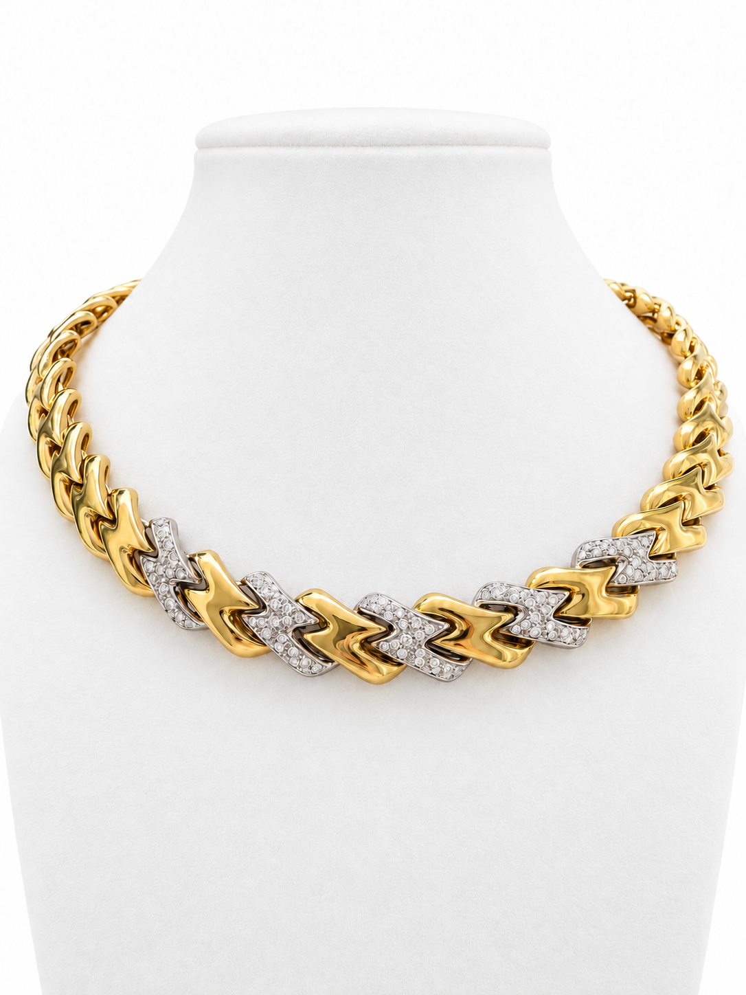 18K Yellow Gold Diamond Sculptural Link Necklace – Approx. 3.15 CT