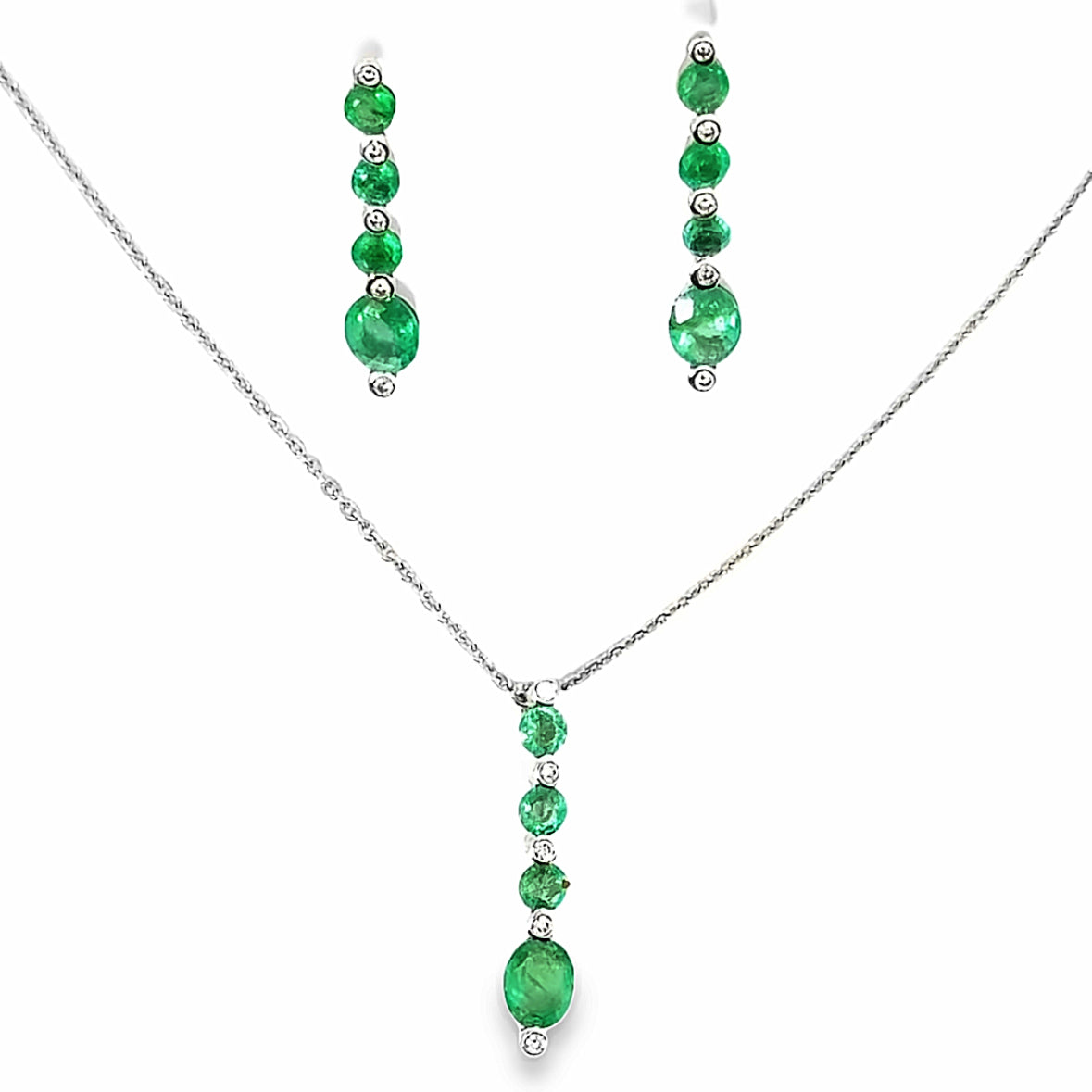 18K White Gold Emerald & Diamond Pendant