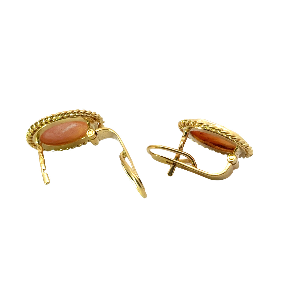 1960’s 18K Yellow Gold Cameo Earrings