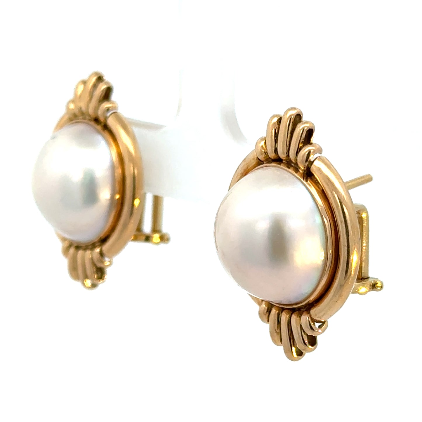 Estate 18K Yellow Gold Mother of Pearl Earrings | Timeless Classic