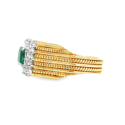 Striking Emerald and Diamond Halo Ring in 14K Yellow Gold – Ribbed Dome Setting