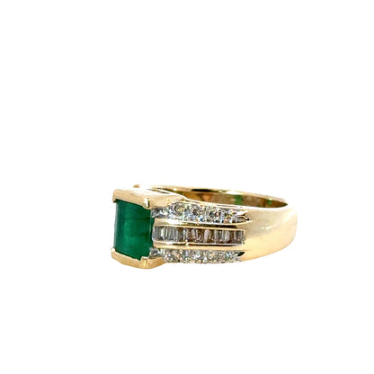 14K Yellow Gold 1980’s Emerald & Diamond Baguette Ring